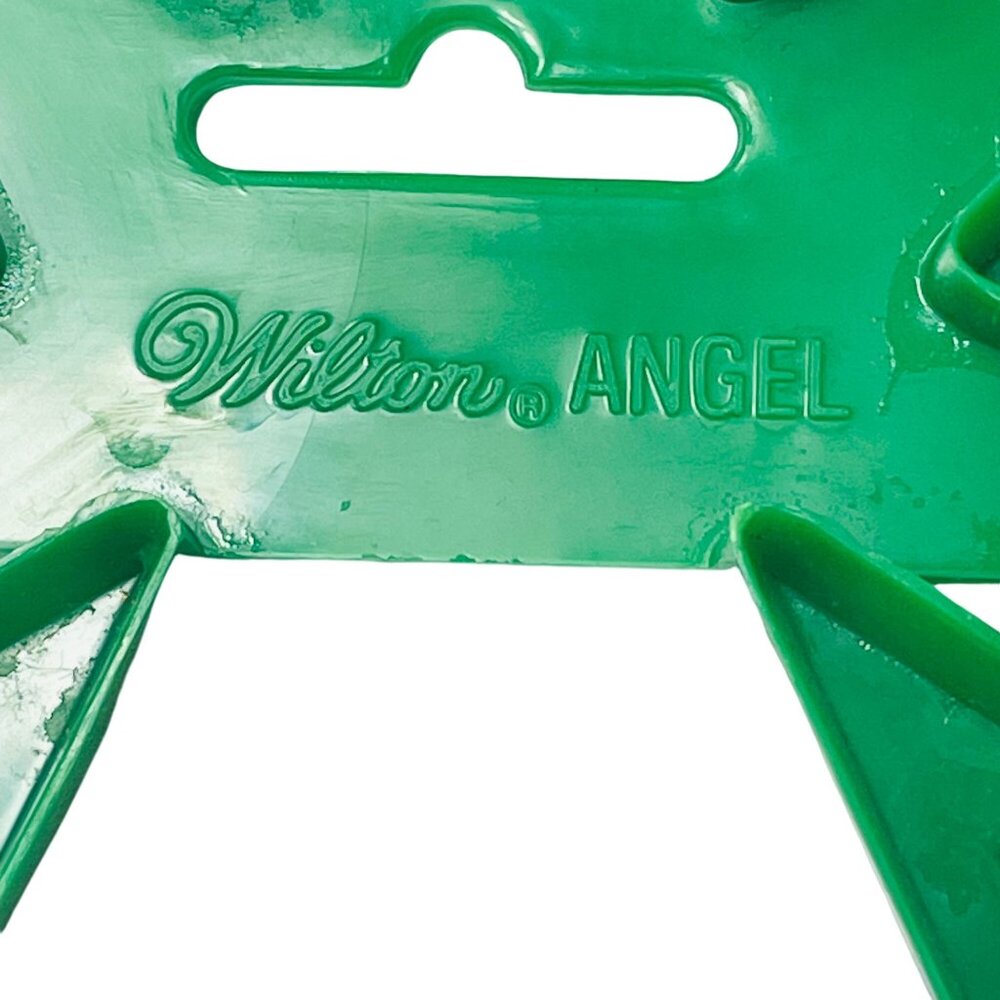 Wilton 1989 Green 4 inch Holiday Angel Cookie Cutter vintage - Picture 3 of 7